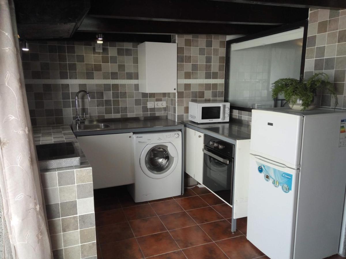 Aloelux Villa !! - Private Villa With Pool , Jacuzzi, Cinema, Massage ,Wonderful View, Art Desing Villa Tias Luaran gambar